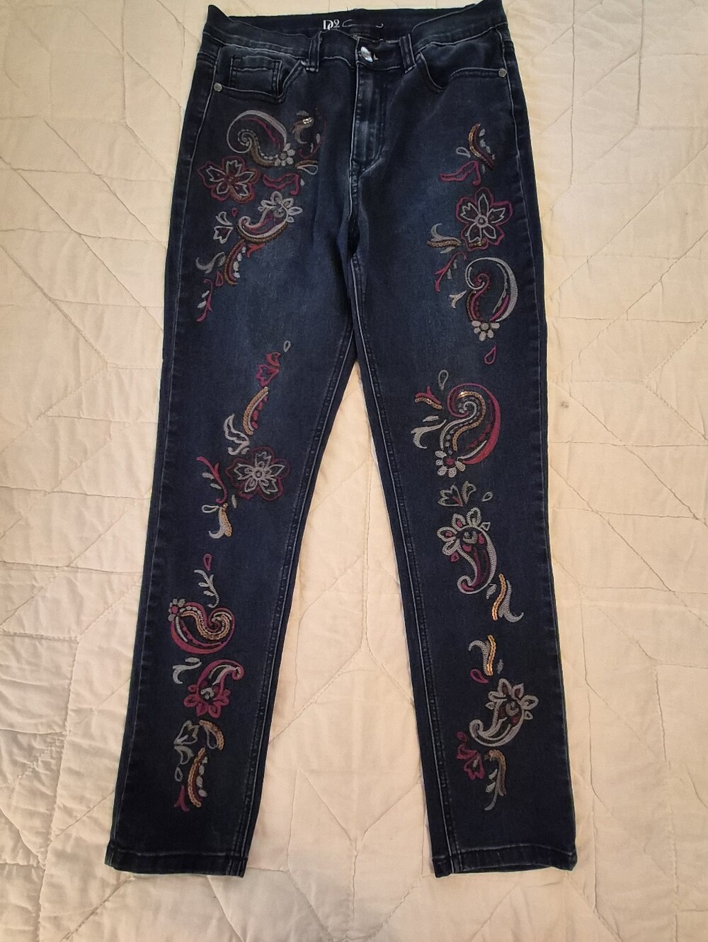 DG2 by Diane Gilman Floral Embroidered/Sequined Jeans- Size  10